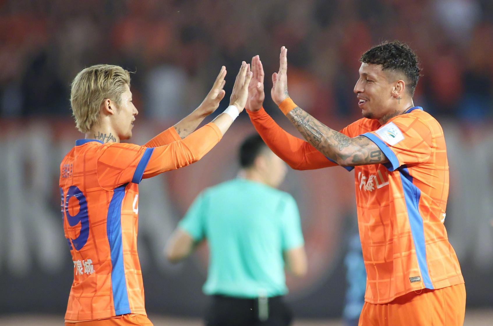 欧超杯集结日走向成谜，山东泰山刷新队史纪录，态度坚定，细节决定成败(zeroeclipse中文歌词)